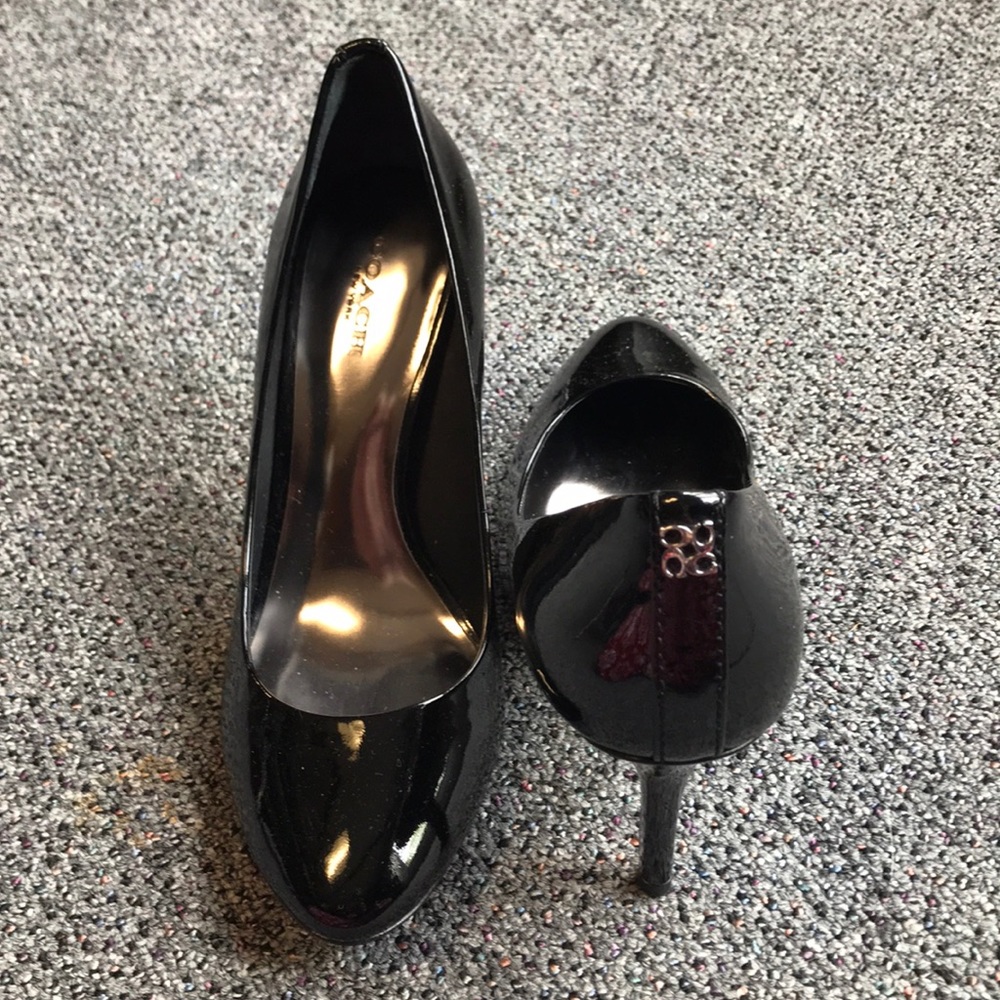 Coach Nala Black Patent Leather Pumps Round Toe - Picture 4 of 8